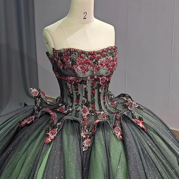 Elegant Red Strapless Prom Gown - Picture 5 of 9